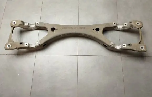 Audi Q7 4L Rear subframe 7L8512369