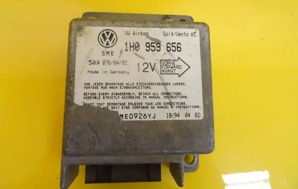 Volkswagen Golf III Airbag control unit/module 1H0959656