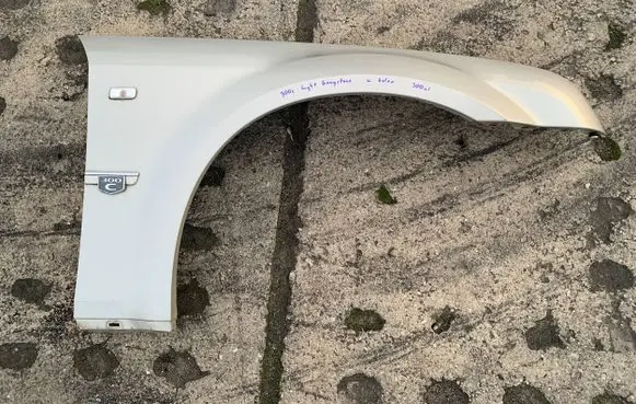 Chrysler 300 - 300C Fender
