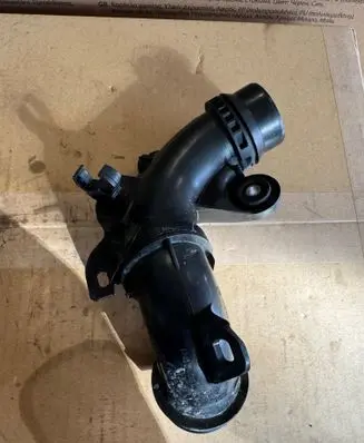 Air intake hose/pipe