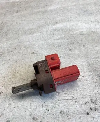 Clutch pedal sensor