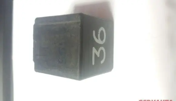 Volkswagen PASSAT B5 Other relay 3A0951307