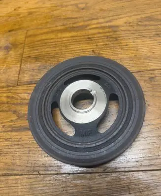 Peugeot 208 Crankshaft pulley 9654961080