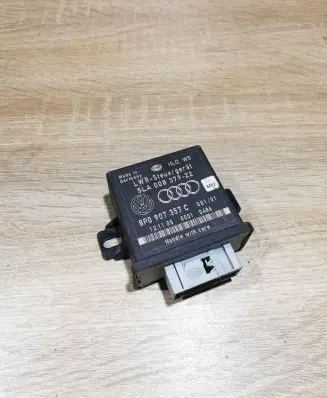 Audi A6 S6 C6 4F Light module LCM 5LA00837922 8P0907357C