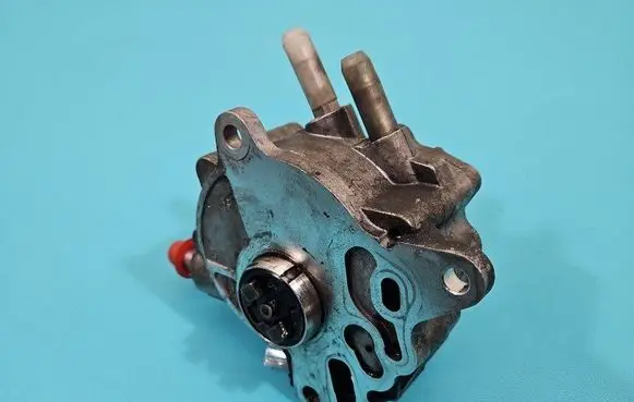 Audi A4 S4 B7 8E 8H Vacuum pump 03G145209 IMPRK1500697