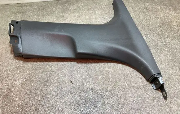 Tesla Model 3 (B) pillar trim (bottom) 164343100A CT2213140000386