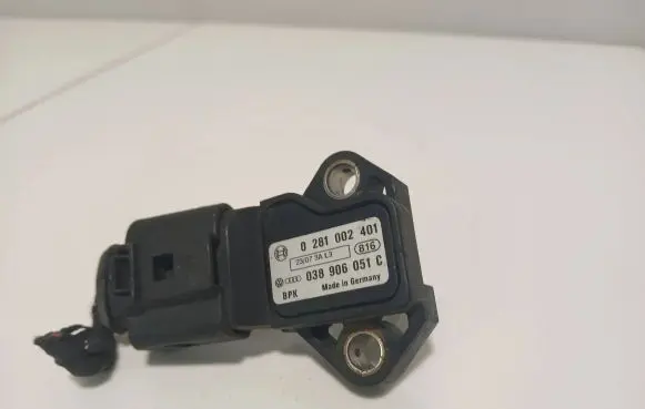 Volkswagen Transporter - Caravelle T5 Air pressure sensor 038906051C 0281002401