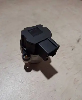 Volvo S60 Ignition lock contact 8645228