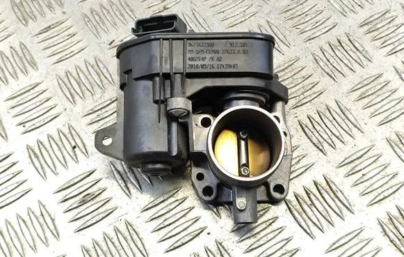 Peugeot 208 Throttle valve 9673622380