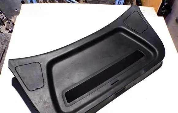Seat Altea XL Tailgate/boot lid cover trim 5P8867601C
