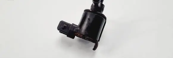 Audi A6 S6 C5 4B Turbo solenoid valve 058906283C