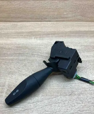 Ford Focus Wiper turn signal indicator stalk/switch 98AG13335AE WITHPLUG