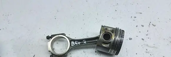 Volkswagen PASSAT B5.5 Piston with connecting rod