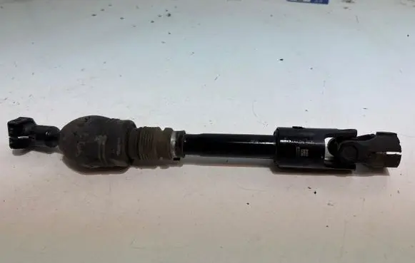 Ram 1500 Steering column universal joint 68442467AA T9L069101733