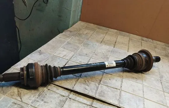 BMW 5 GT F07 Rear driveshaft 7566087