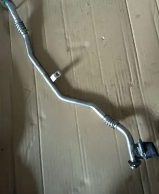 Audi A8 S8 D2 4D EGR valve line/pipe/hose 077131831a 025326