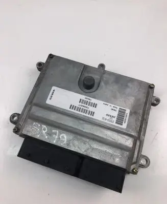 Volvo V50 Engine control unit/module ECU P30650677