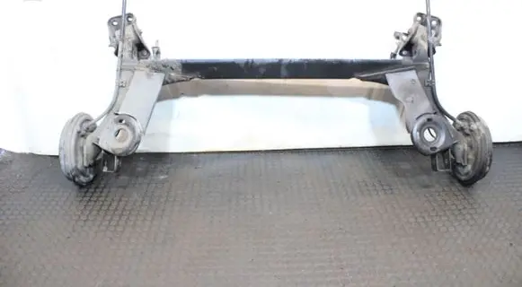 Seat Toledo IV (NH) Rear beam 