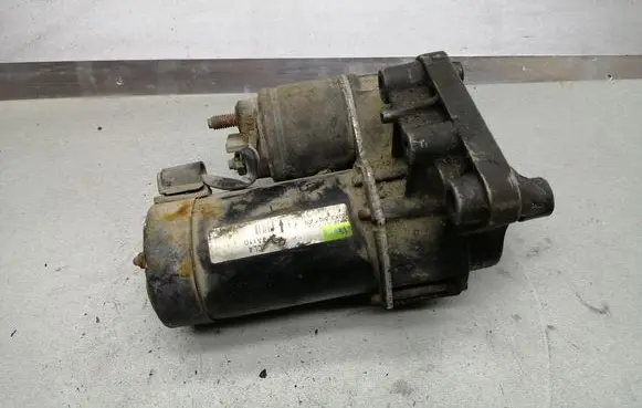 Peugeot 206 Starter motor 9640825280