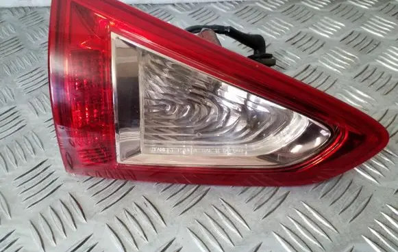 Infiniti EX Tailgate rear/tail lights