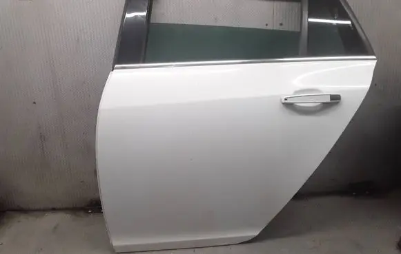 Opel Insignia A Rear door