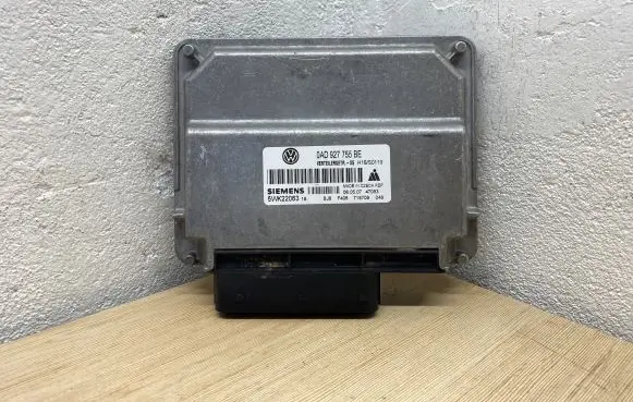 Volkswagen Touareg I Transfer box differential control unit 0AD927755BE 5WK22063