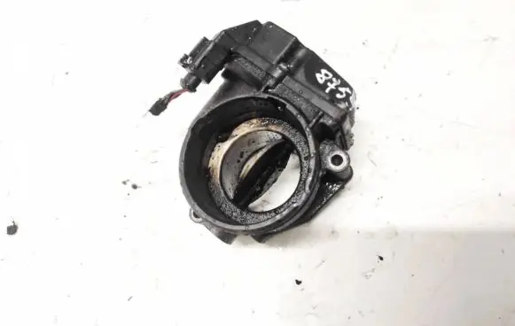 Volkswagen Caddy Throttle valve 03g128063a