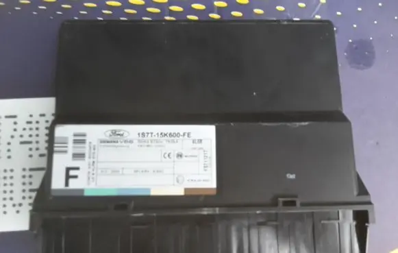 Ford Focus Comfort/convenience module
