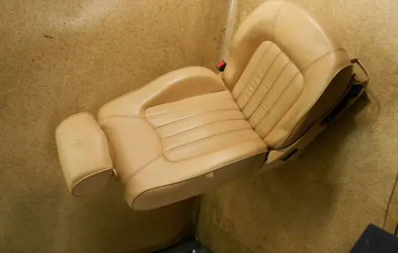 Front passenger seat