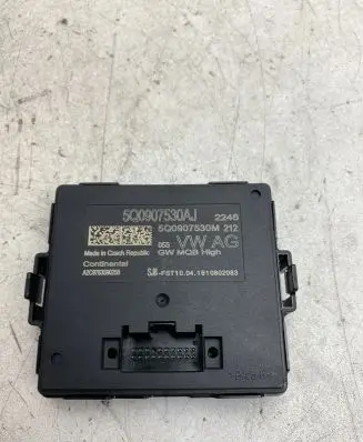 Volkswagen PASSAT B8 Gateway control module 5Q0907530AJ
