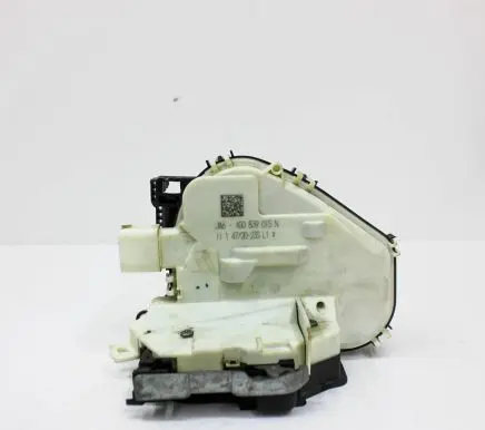 Audi A4 S4 B9 8W Rear door lock 4G0839015N