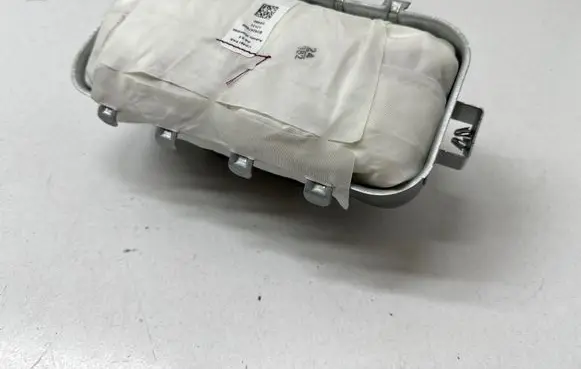 Ford Mondeo MK V Passenger airbag DS73F044A74AC 4Y973H3SALP