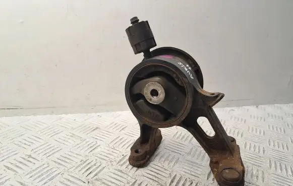 Toyota Auris 150 Engine mount bracket 123710R020 AV83638