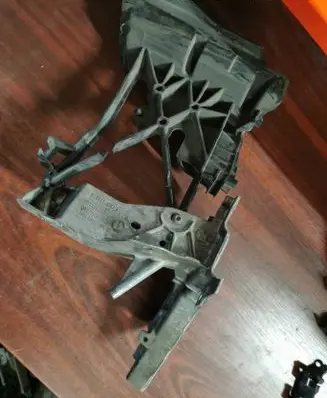 Radiator support slam panel bracket