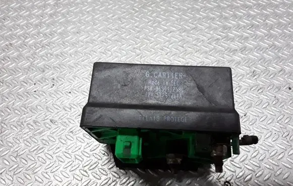 Citroen Xsara Picasso Glow plug pre-heat relay 9639912580