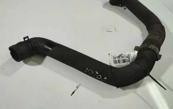 Mercedes-Benz B W245 Engine coolant pipe/hose