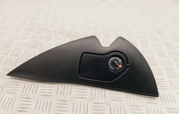 Renault Kadjar Dashboard side end trim 689204333R