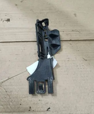 Audi A5 Sportback 8TA Rear bumper mounting bracket 8T0807889