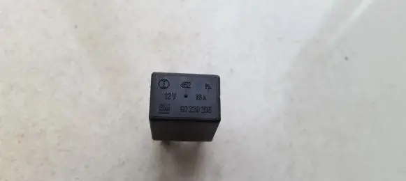 Opel Zafira A Other relay 90229206