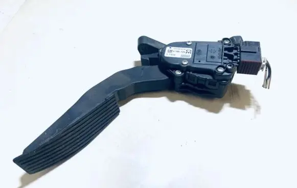 Opel Signum Accelerator throttle pedal 9186724 6pv008322