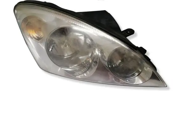 KIA Ceed Headlight/headlamp 921021H000