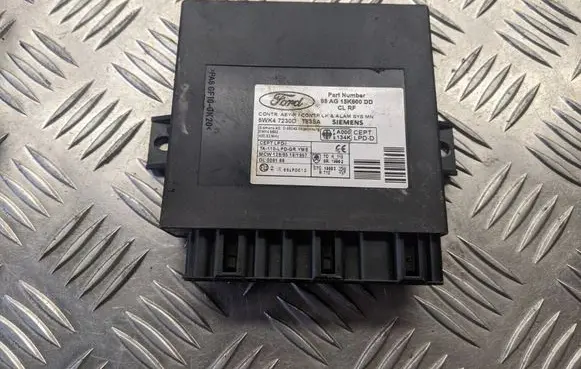 Ford Focus Comfort/convenience module 98AG15K600D