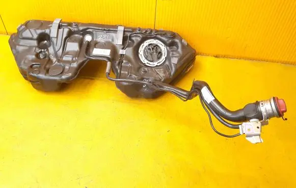 Mercedes-Benz C W205 Fuel tank A2054700501