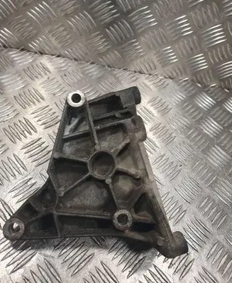 Opel Astra G A/C compressor mount bracket 24459840