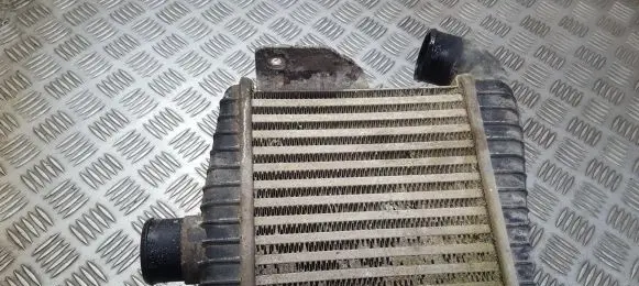 Hyundai Elantra Intercooler radiator