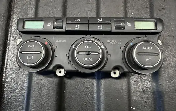 Volkswagen Touran I Climate control unit 2LL9505014 78888415