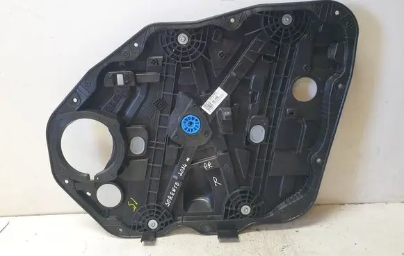 KIA Sorento Front door window regulator with motor 82480P2070