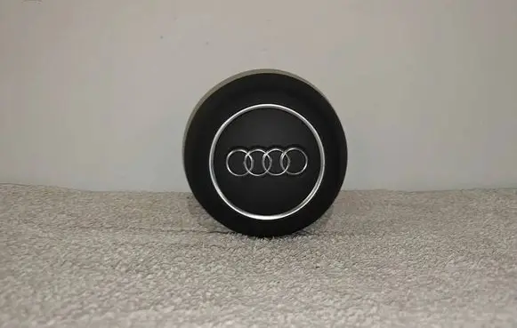 Audi A3 8Y Steering wheel airbag 8Y0880201E T82A201