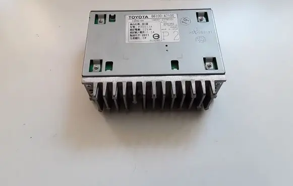 Toyota Prius (XW30) Sound amplifier 8610047100