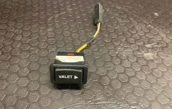 Jaguar XJ X300 Other switches/knobs/shifts LNA2650AA701